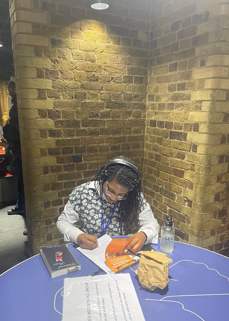 SFX Students Explore Biology and Climate Science at the Natural History Museum 